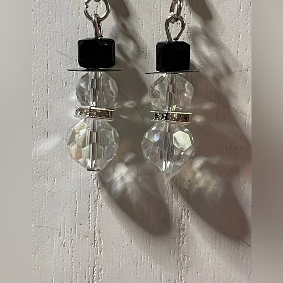 NWT Sparkling Snowman Earrings - Picture 1 of 2